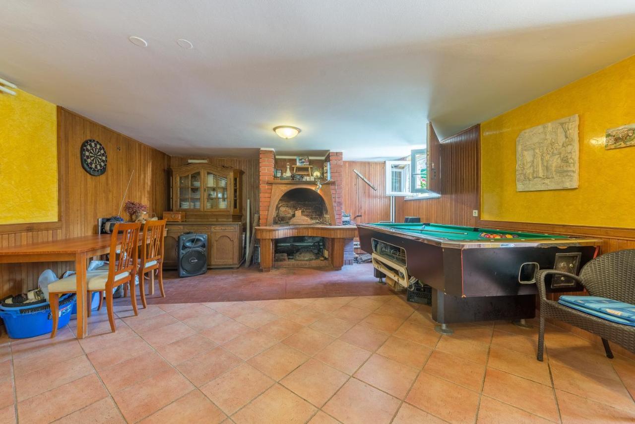 Villa Lux Nina With Six Bedrooms, Private Pool, Sauna Zara Esterno foto
