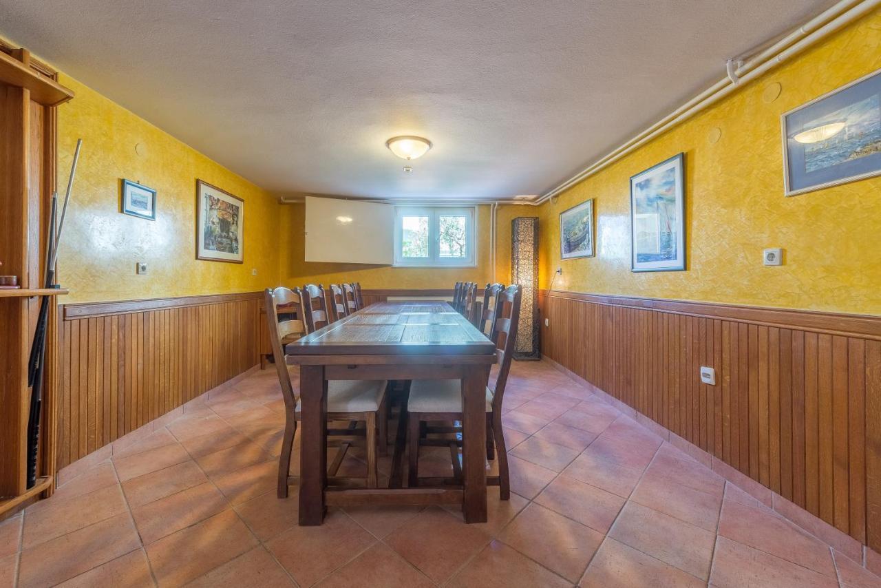 Villa Lux Nina With Six Bedrooms, Private Pool, Sauna Zara Esterno foto