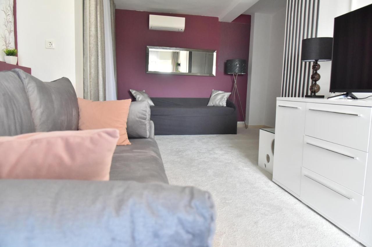 Villa Lux Nina With Six Bedrooms, Private Pool, Sauna Zara Esterno foto